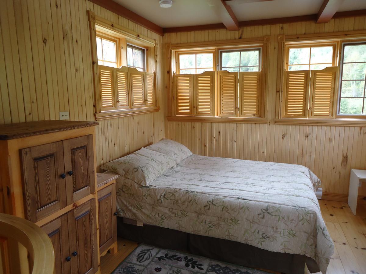 Chalet Saint-Thomas Л'Анс-Сен-Жан Экстерьер фото