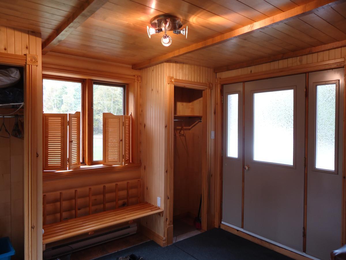 Chalet Saint-Thomas Л'Анс-Сен-Жан Экстерьер фото